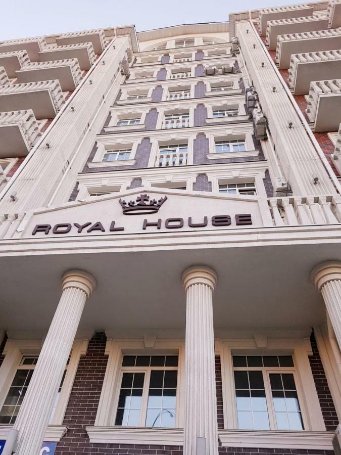 Royal House Apartment キエフ エクステリア 写真