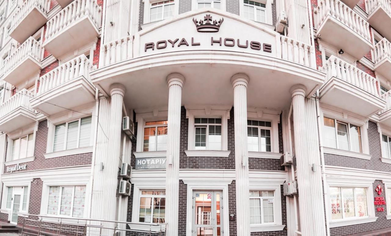 Royal House Apartment キエフ エクステリア 写真
