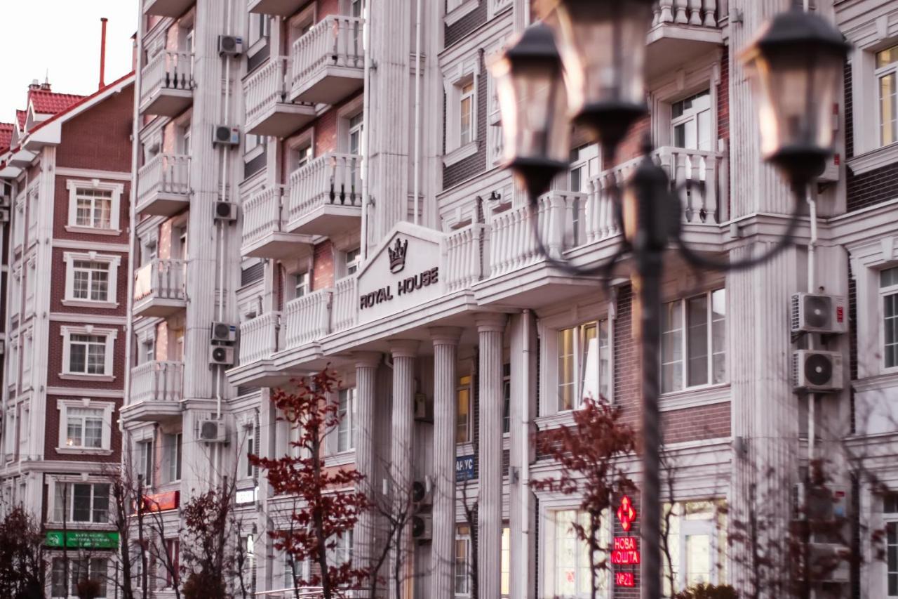 Royal House Apartment キエフ エクステリア 写真